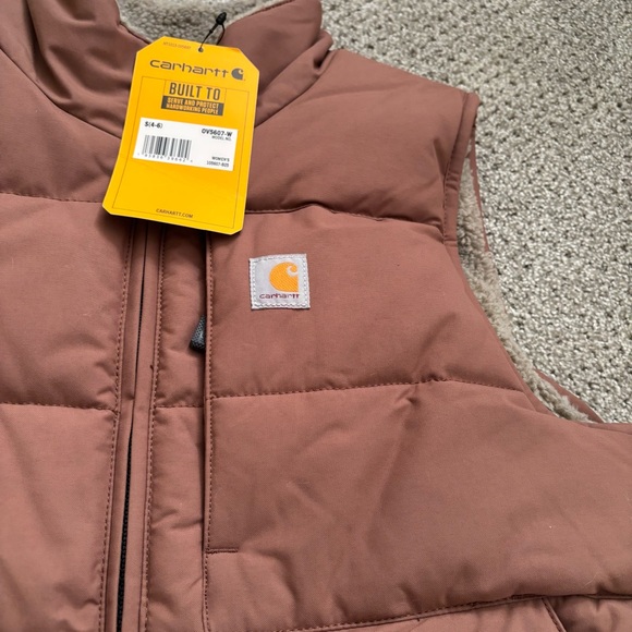 CARHARTT Mauve Insulated Reversible Vest - Picture 2 of 8